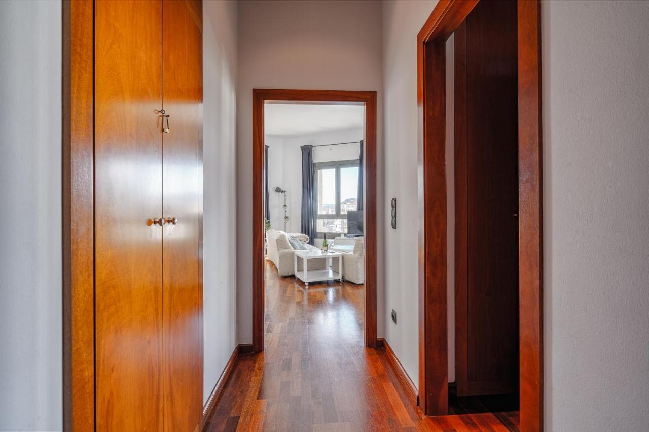 Espectacular Loft En Centrico Edificio Singular Apartment Манреса Екстериор снимка